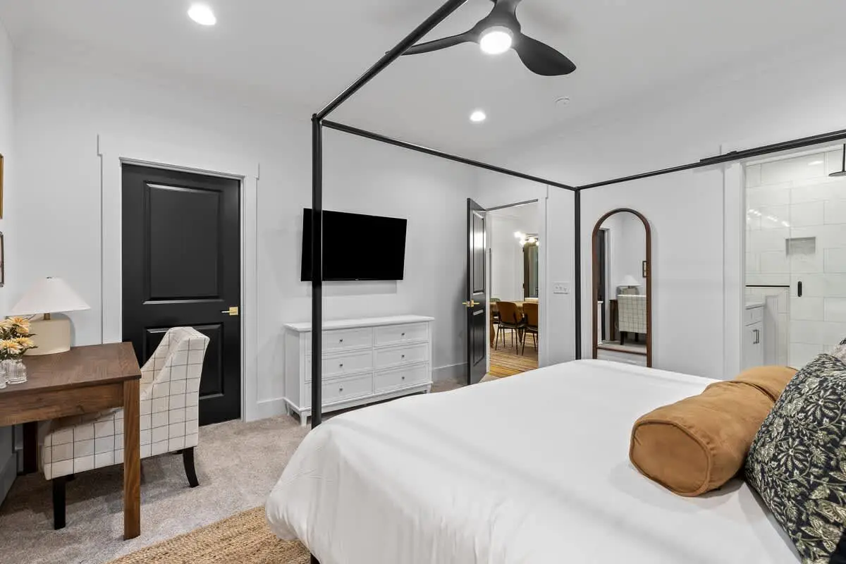 09338c63 8255 4b dfE1o