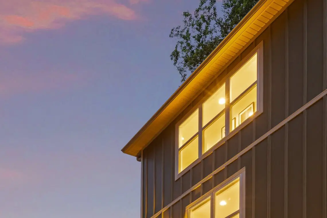 0eb481b4 4143 40 B9cp3