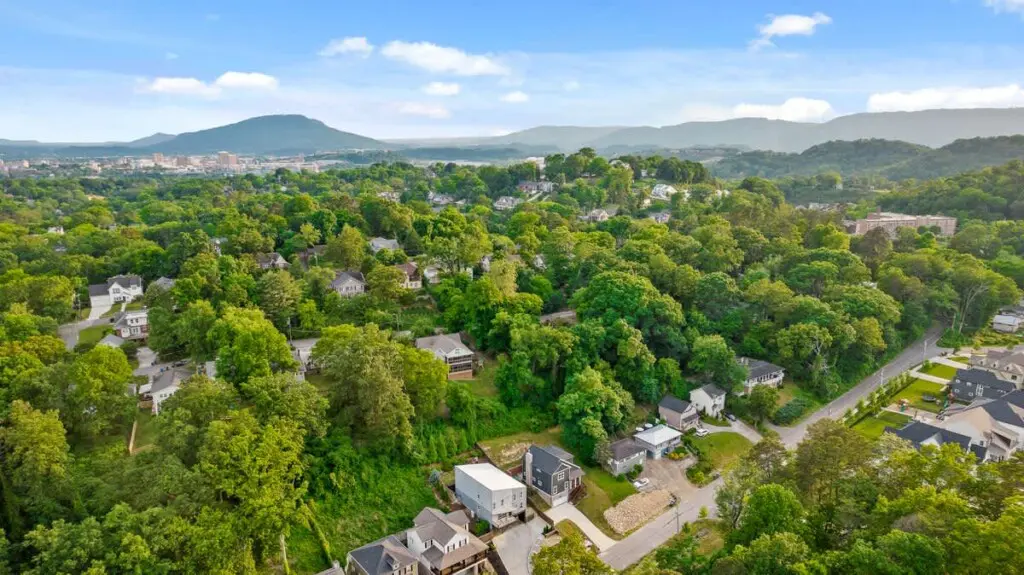 15d56241 b43e 48 t6tkL