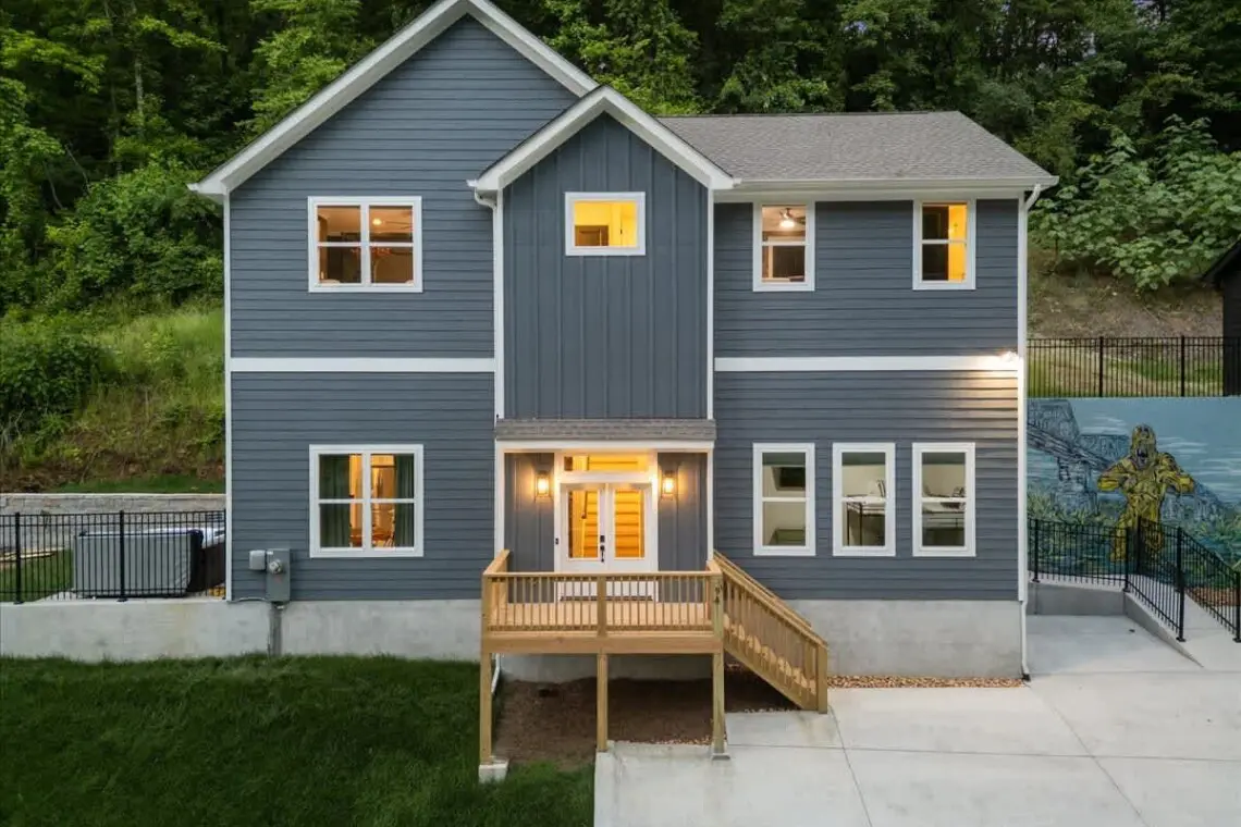 43f01252 9454 4f F5ovD