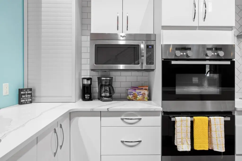 6f98da1b 2413 44 entEJ