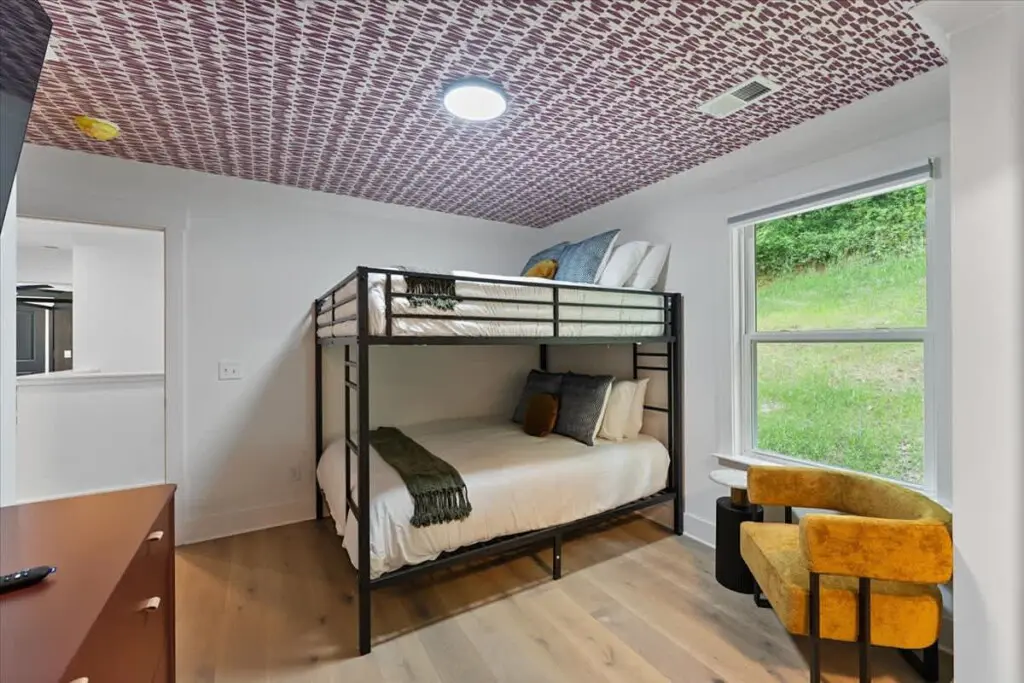 813b440b 9d57 49 9 MAZ