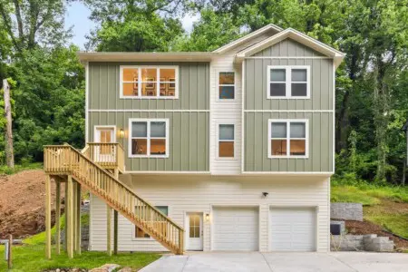 8ac82cc8 bc53 48 kkeHv