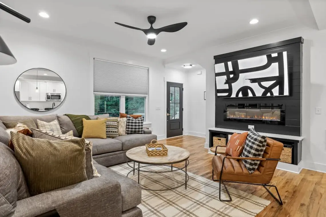 905b9ca8 d4b4 45 nHHNf