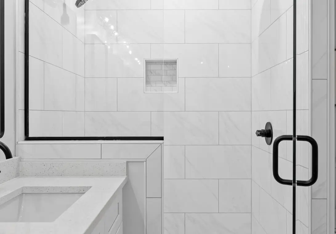 a7f0277c 4fdf 4f W yJ8