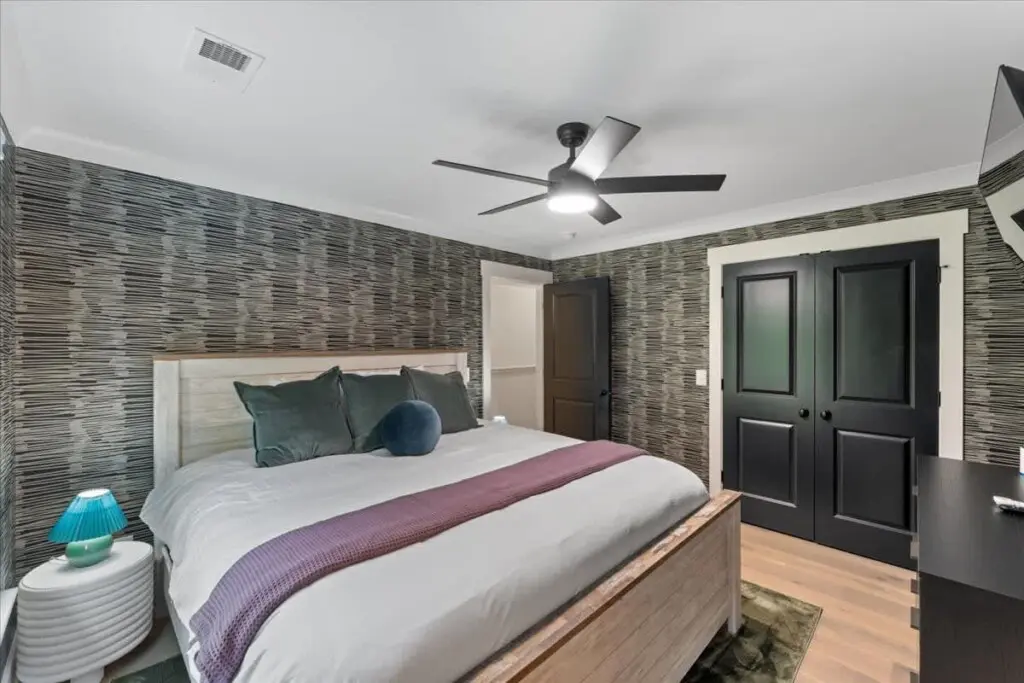 b1dcc6de 41c6 4f kWdzg