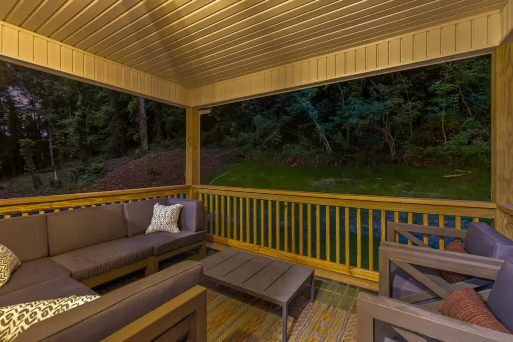 c4f85411 8e8d 48 GjBCO