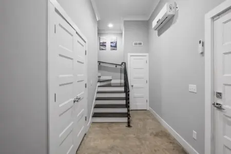 c92f328e 2100 44 dlUM8