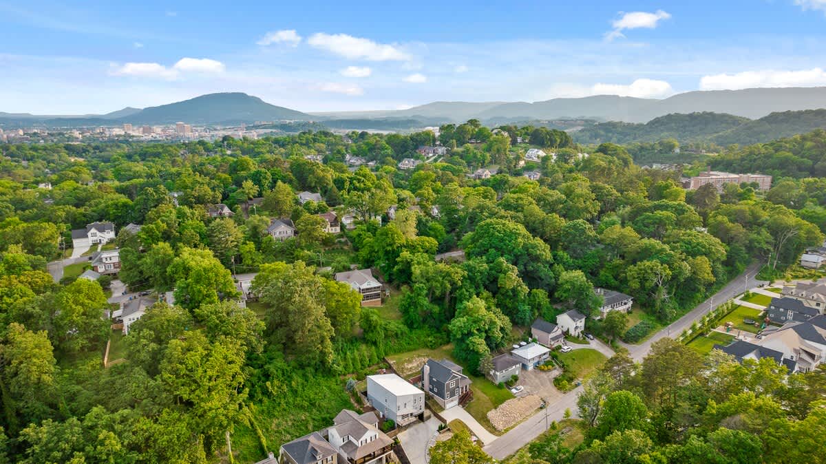 15d56241 b43e 48 t6tkL